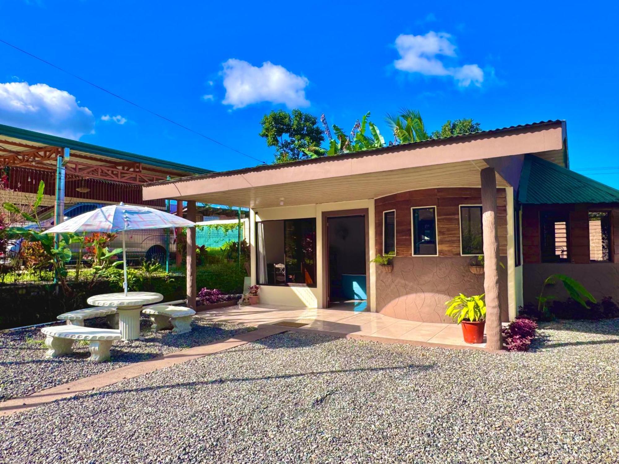 Arenal Nae Home La Fortuna ภายนอก รูปภาพ